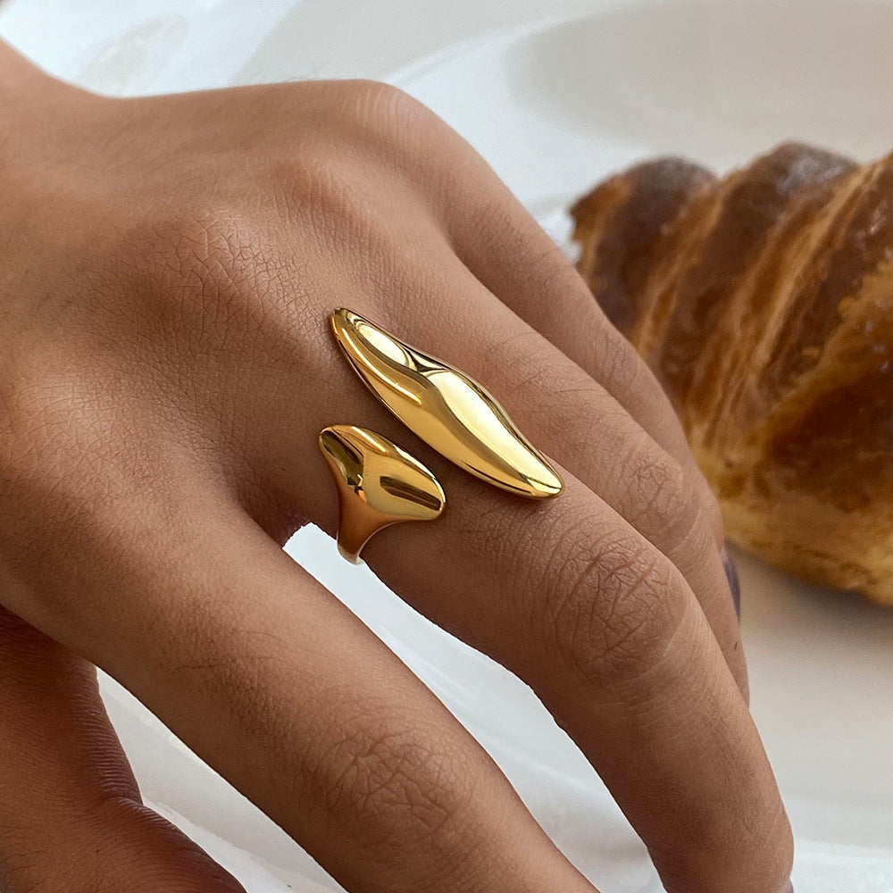 Victoria Ring